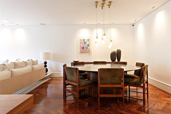 Apartamento com 3 suítes em condomínio no Jardim Europa