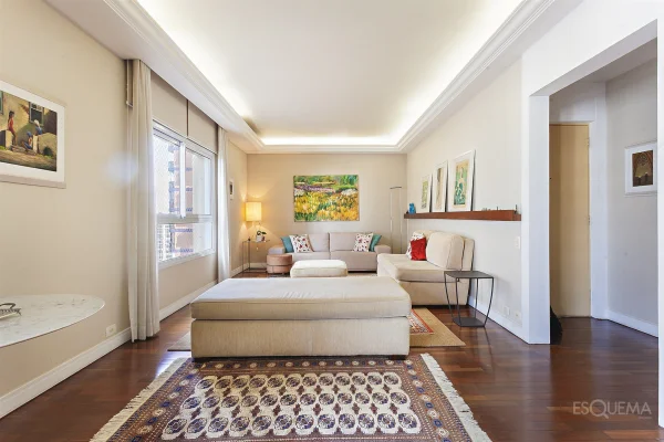 Apartamento com planta ampla e bem distribuída no Itaim Bibi