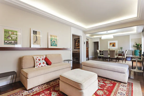 Apartamento com planta ampla e bem distribuída no Itaim Bibi