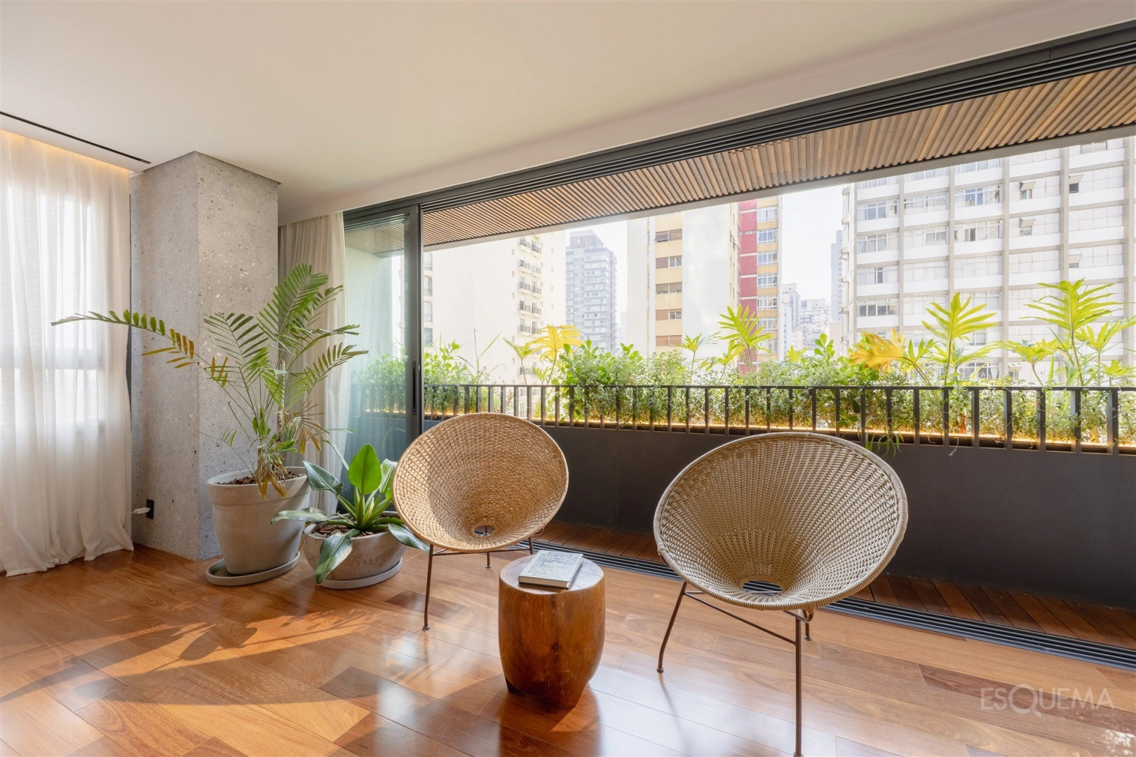 Apartamento decorado com 3 suítes e varanda nos Jardins - Imagem 11