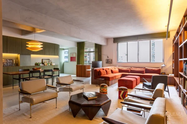 Apartamento reformado na parte plana dos Jardins