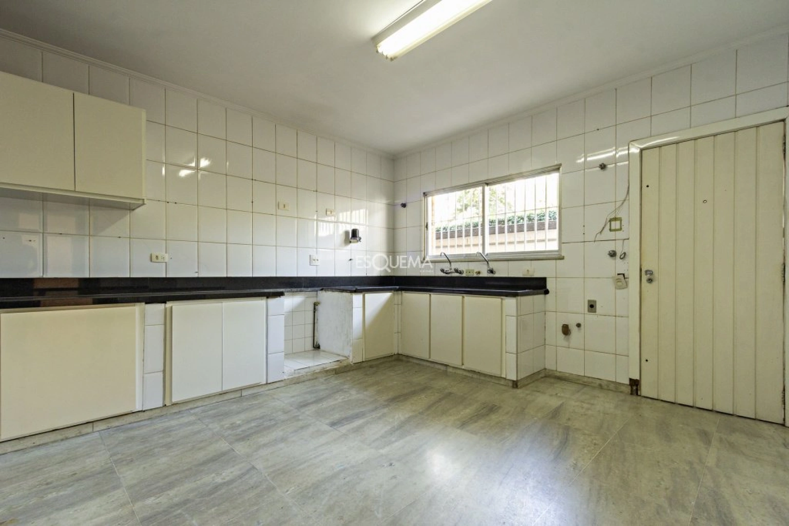 Casa com piscina no Jardim Guedala - Imagem 10
