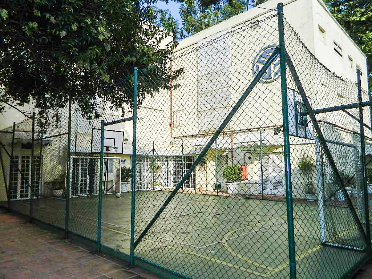 Amplo imóvel comercial - Imagem 9