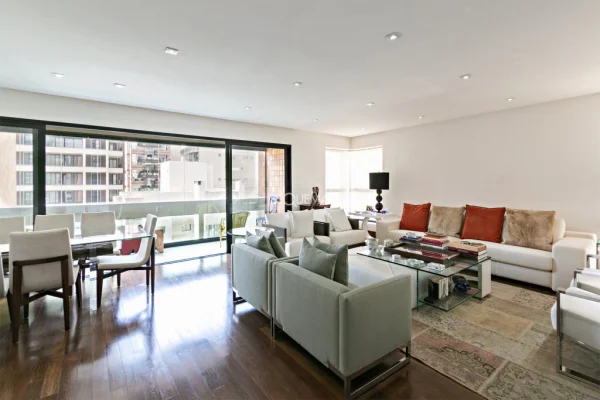 Apartamento próximo ao Parque do Povo