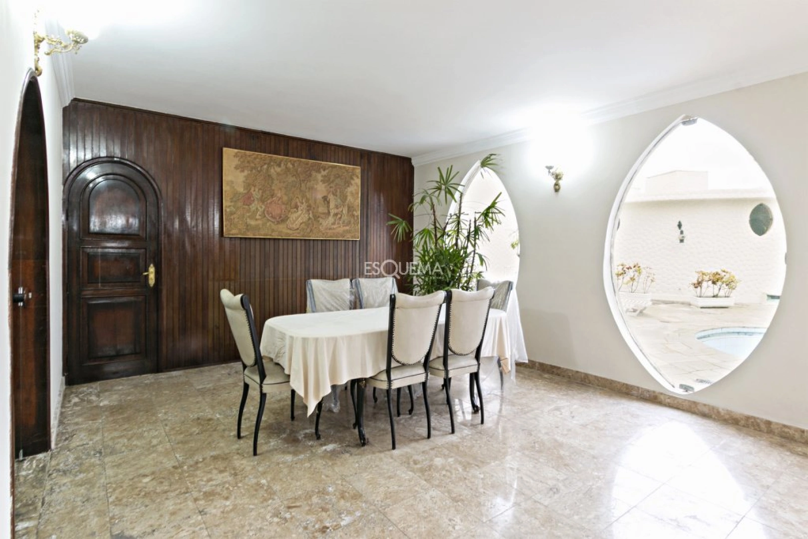 Casa bem localizada - Imagem 11