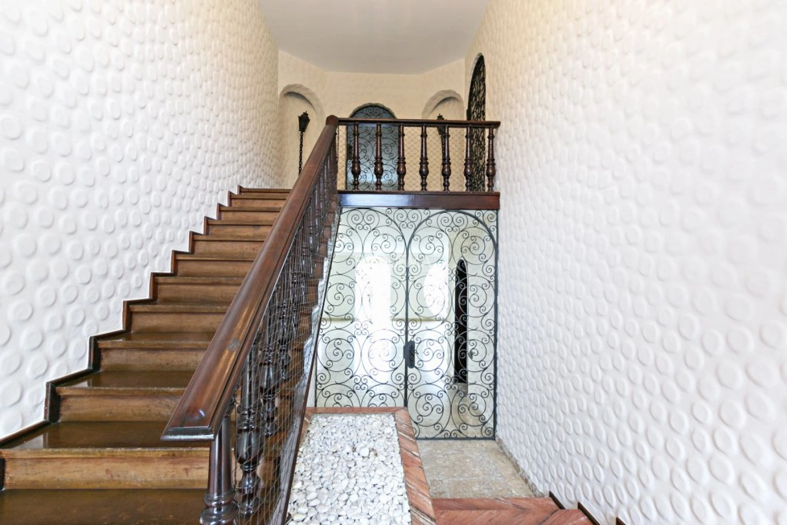 Casa bem localizada - Imagem 6