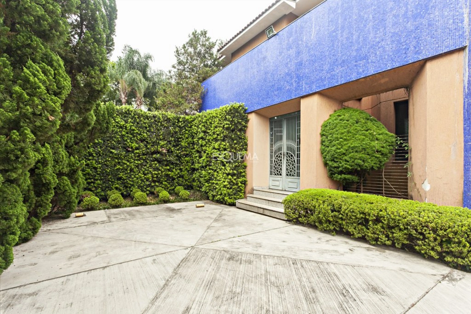 Casa comercial em endereço exclusivo - Imagem 2