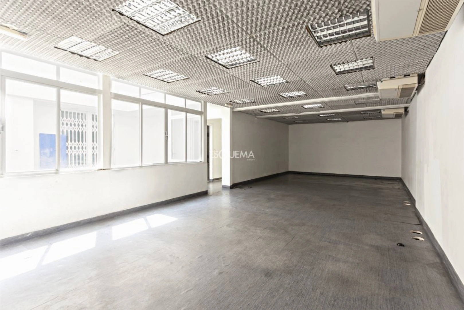Casa comercial - Imagem 1