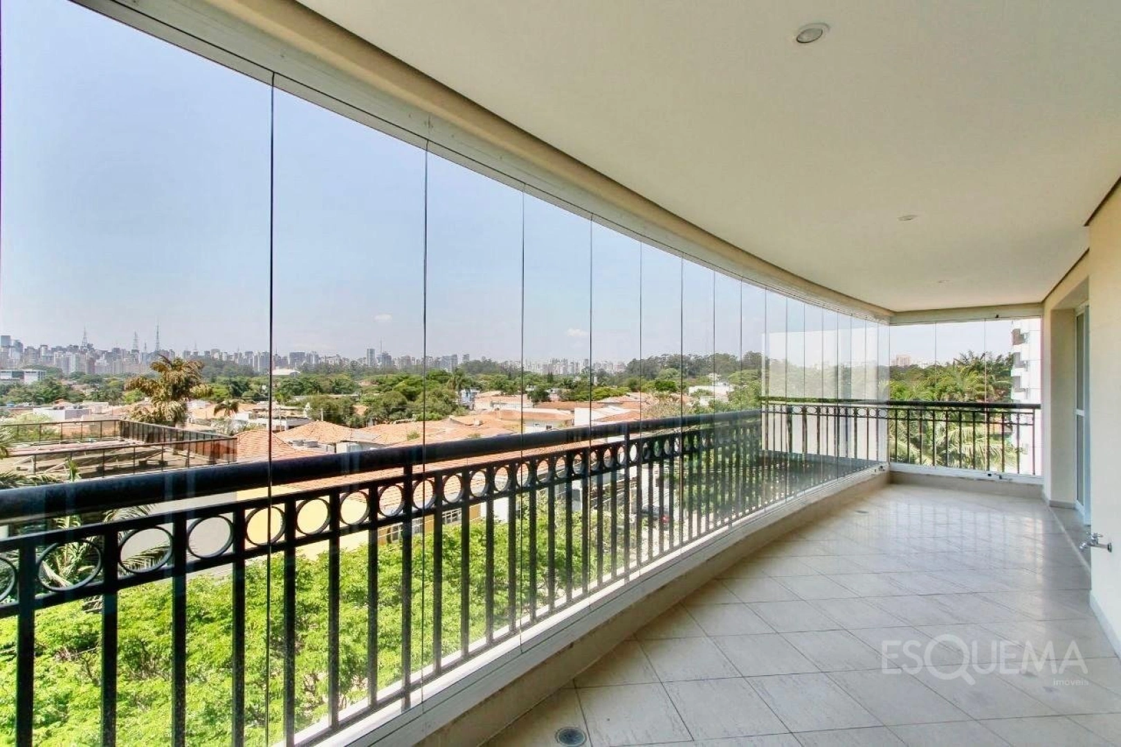 Apartamento com vista aberta próximo ao Parque Ibirapuera - Imagem 1
