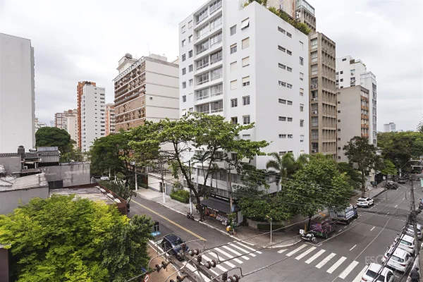 Apartamento com vista para o Clube Paulistano
