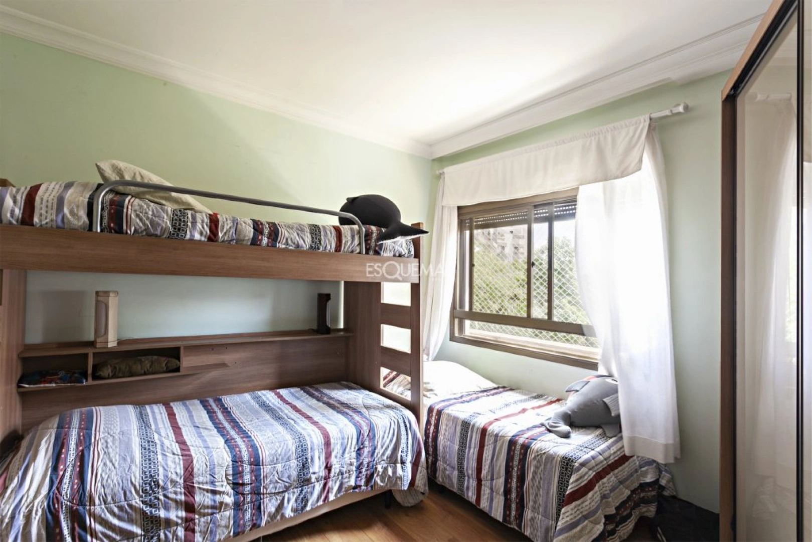 Apartamento em condomínio em rua fechada - Imagem 12