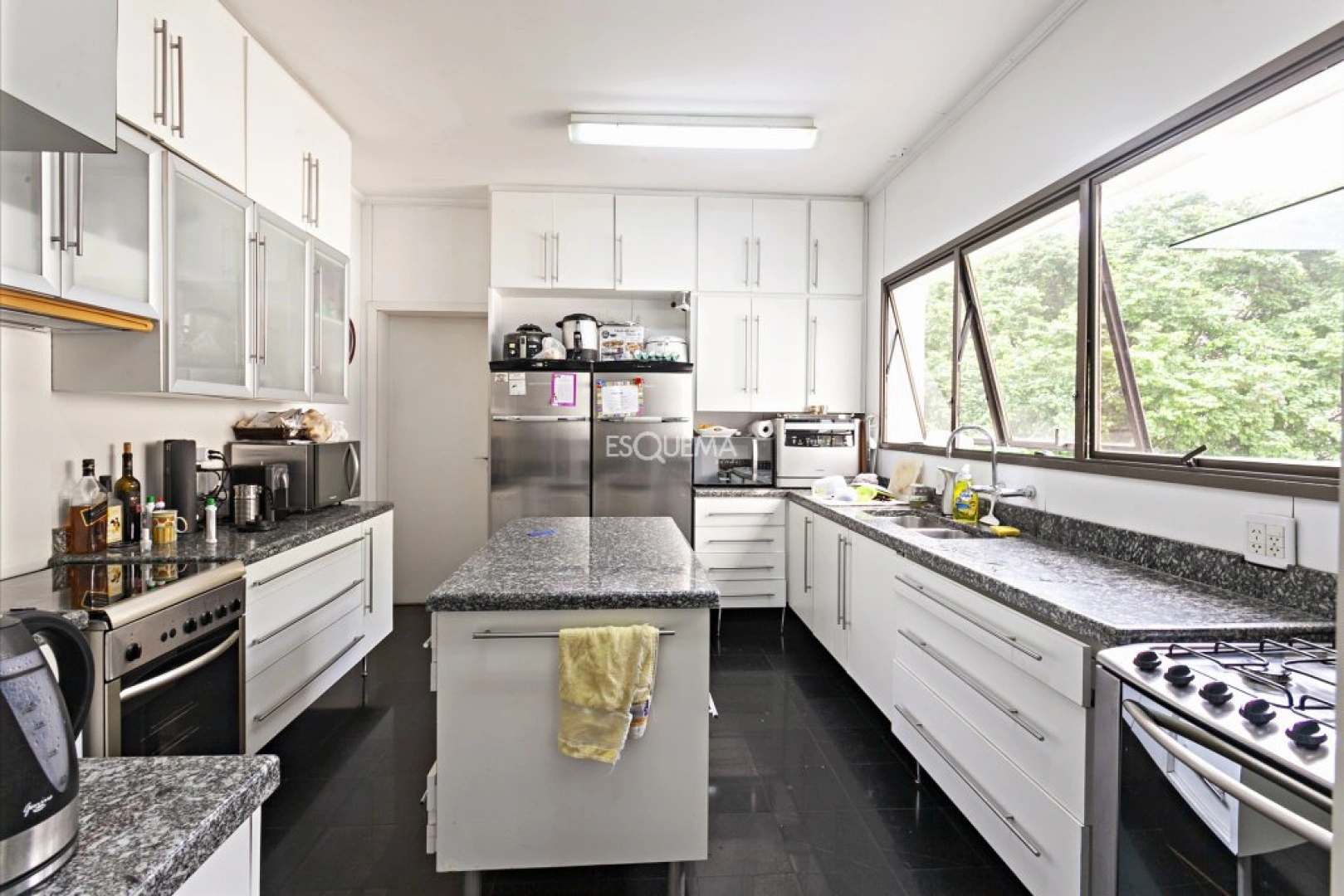 Apartamento em condomínio em rua fechada - Imagem 7