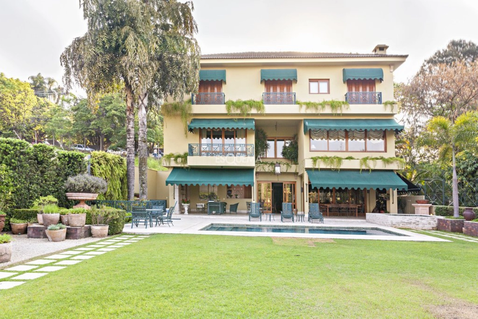 Casa com vista panorâmica - Imagem 1