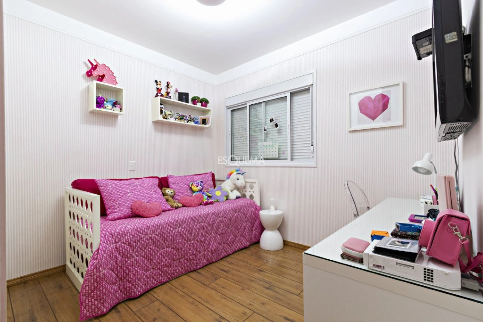 Apartamento reformado em prédio com lazer - Imagem 14
