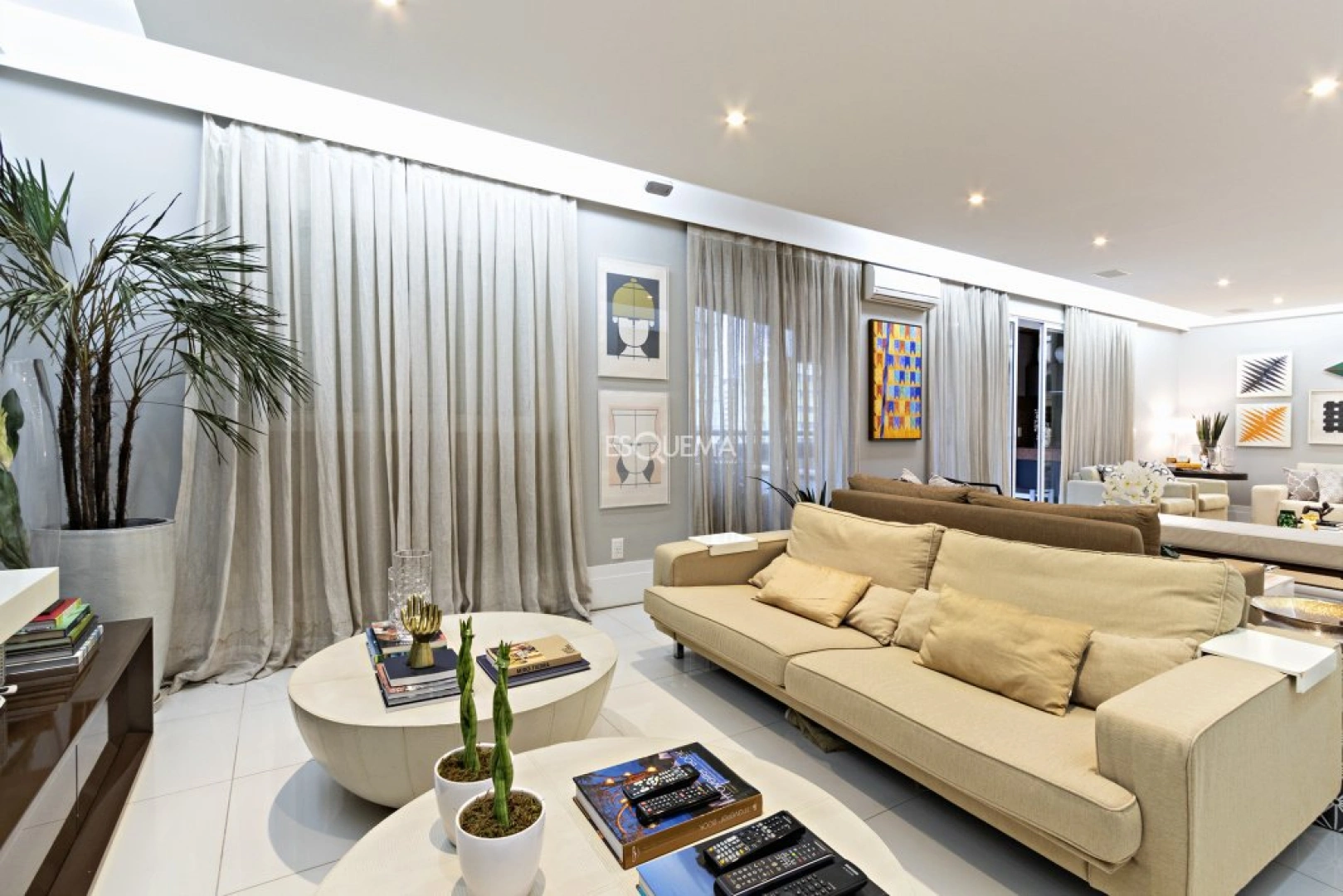 Apartamento reformado em prédio com lazer - Imagem 8