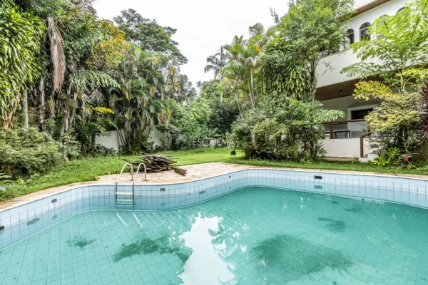 Casa em região arborizada e tranquila