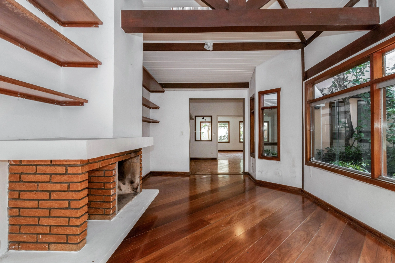 Casa próxima à Praça Gastão Vidigal - Imagem 6