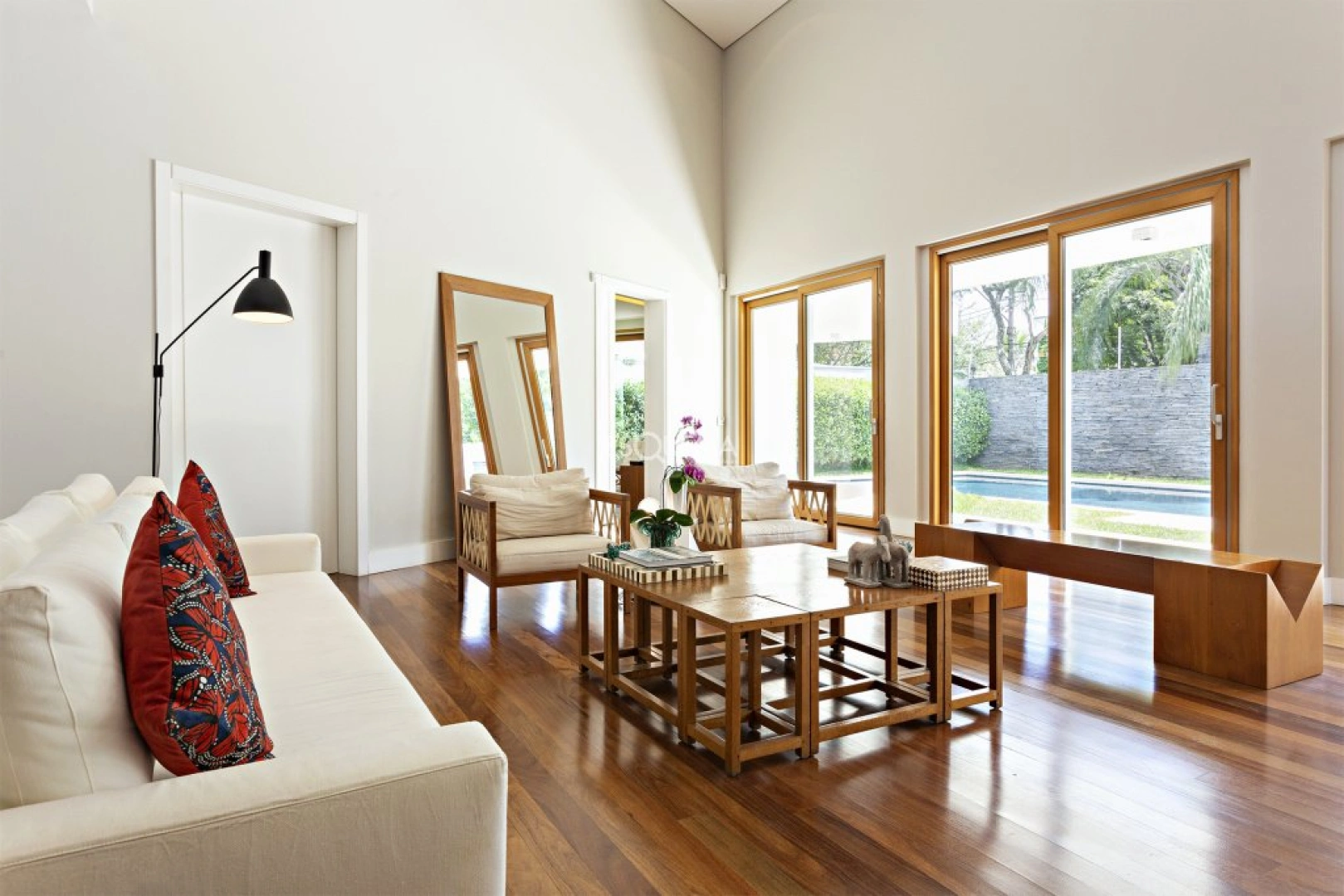 Casa reformada com projeto moderno - Imagem 4