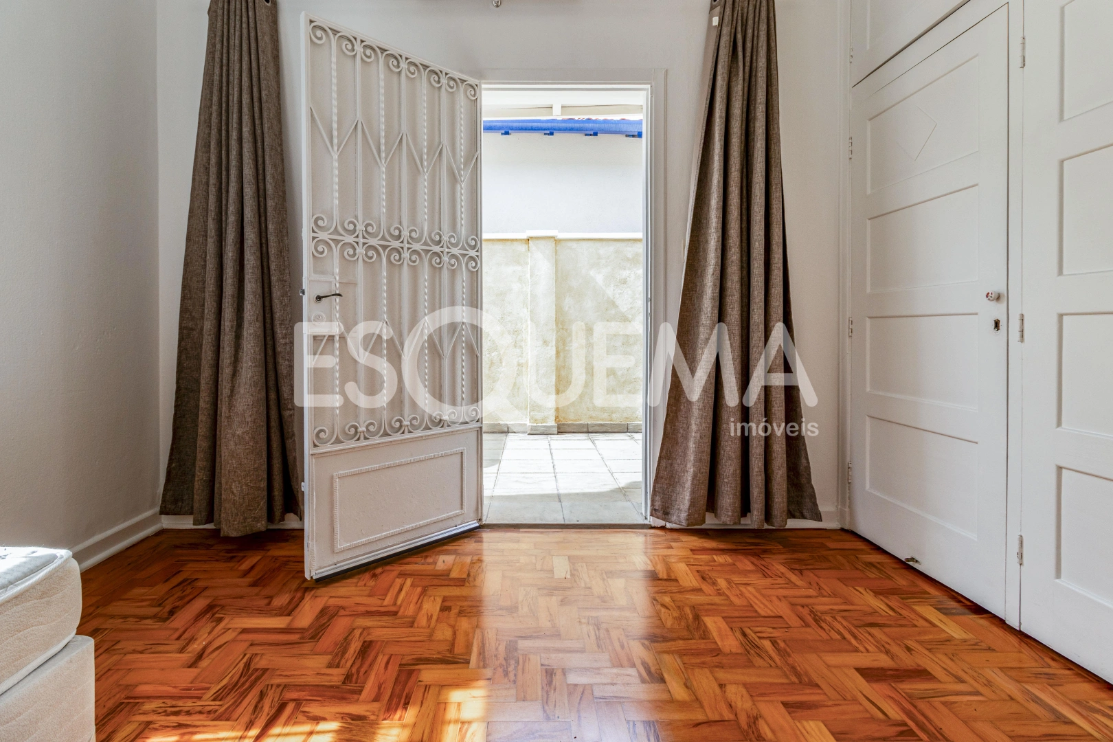 Casa em rua tranquila e com segurança reforçada - Imagem 14