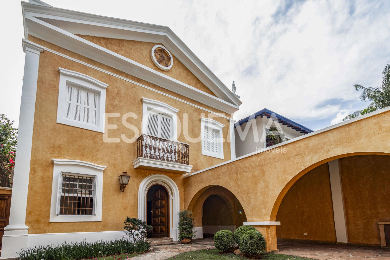 Casa em rua tranquila e com segurança reforçada - Imagem 2