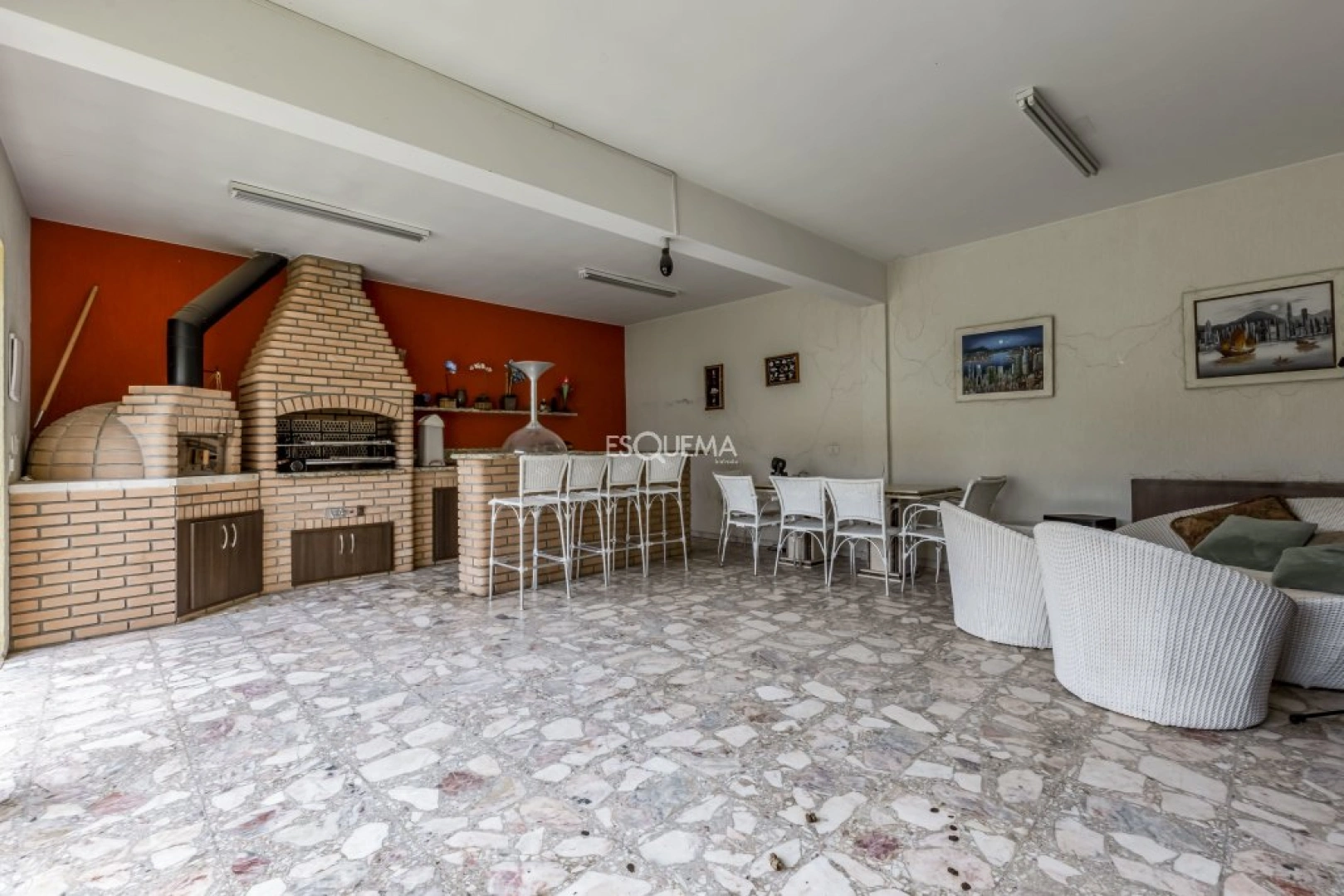 Casa térrea com amplo terraço - Imagem 13