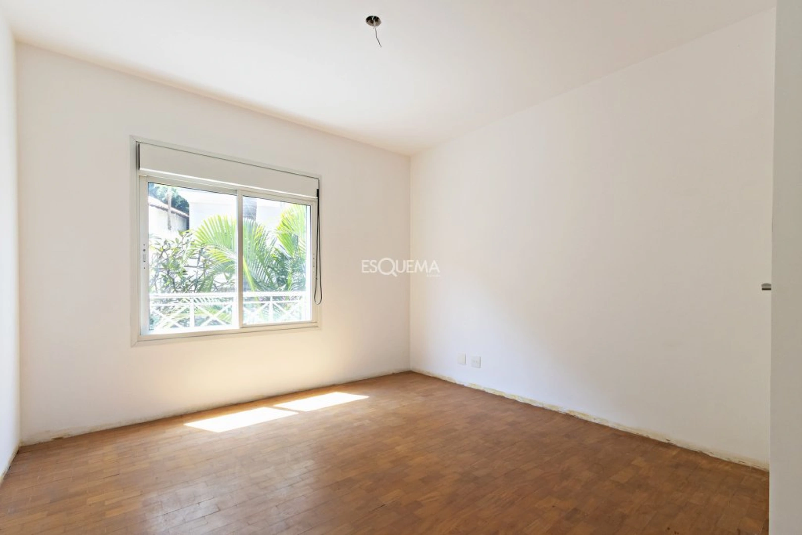 Casa em rua tranquila - Imagem 13