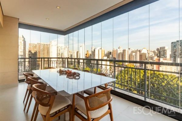 Apartamento clássico em localização nobre