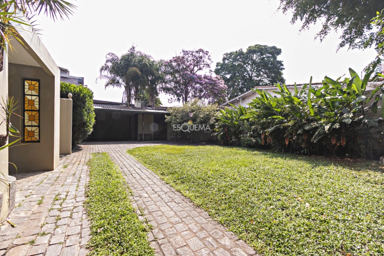 Casa em rua tranquila - Imagem 4