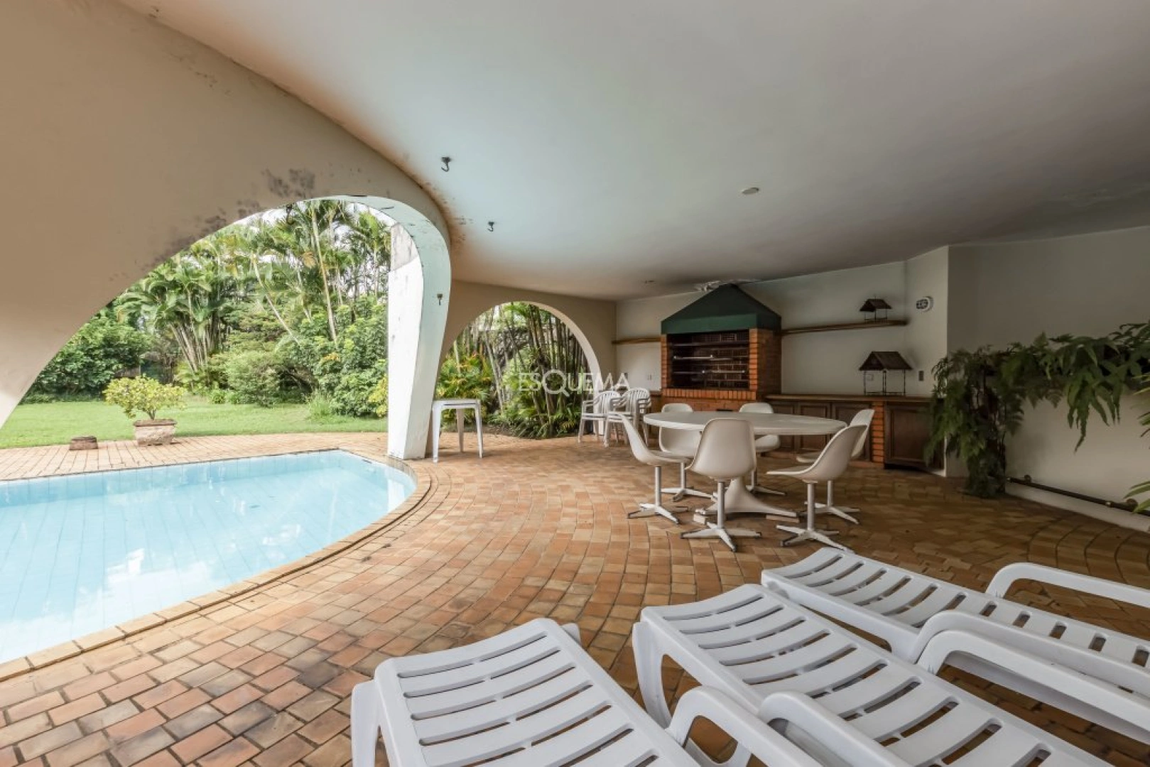 Casa em rua fechada - Imagem 5