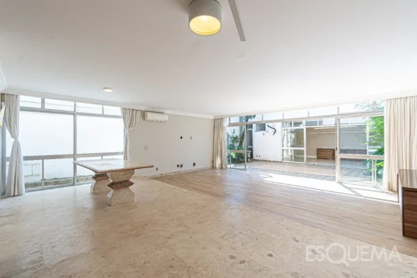 Casa na Vila Nova Conceição próxima ao Parque Ibirapuera