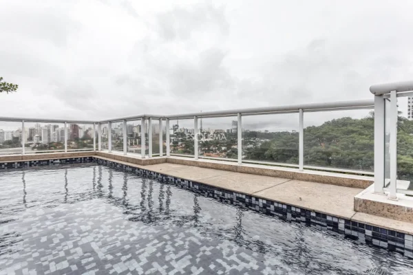 Cobertura duplex com piscina