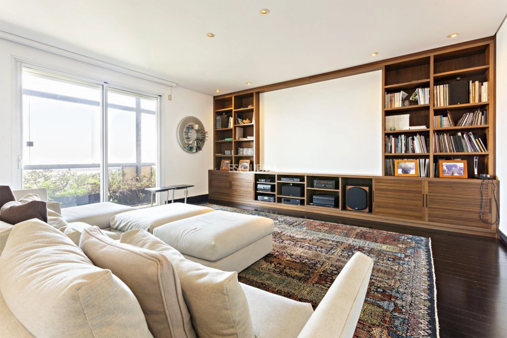 Duplex com área externa e vista 360° - Imagem 4