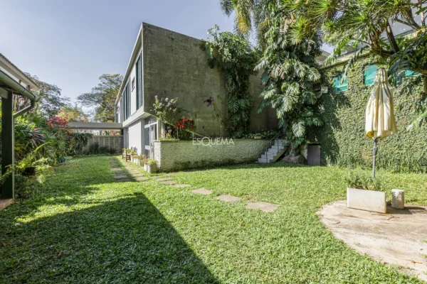 Casa em excelente localização na Cidade Jardim