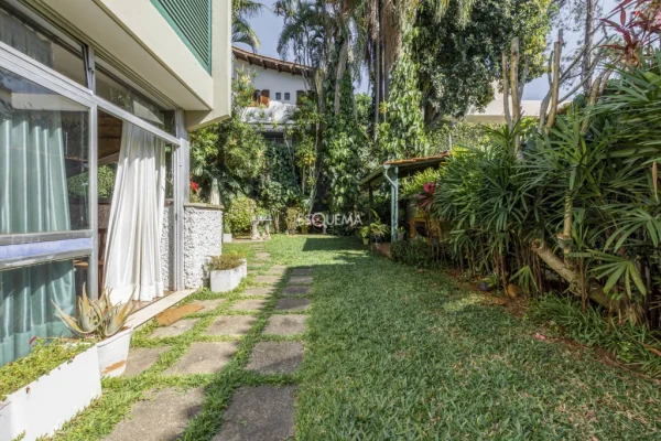 Casa em excelente localização na Cidade Jardim