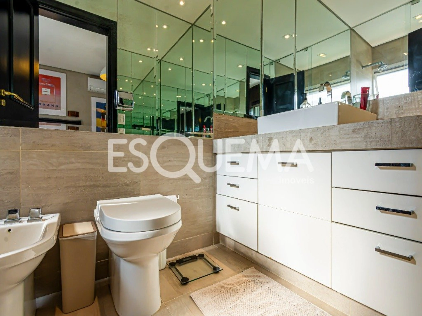 Apartamento reformado em um dos melhores endereços do Jardim América - Imagem 13