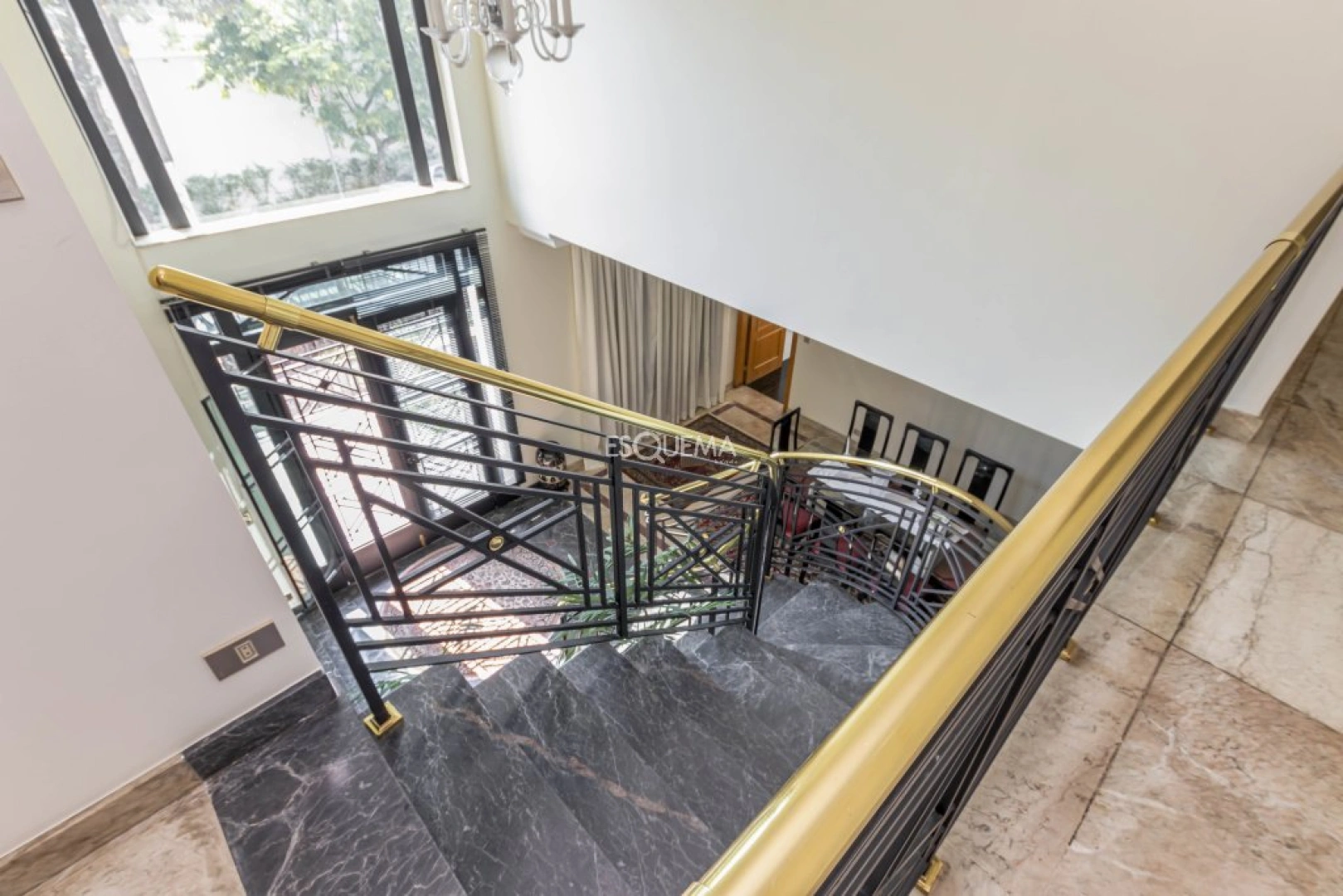 Casa nova com excelente localização - Imagem 8