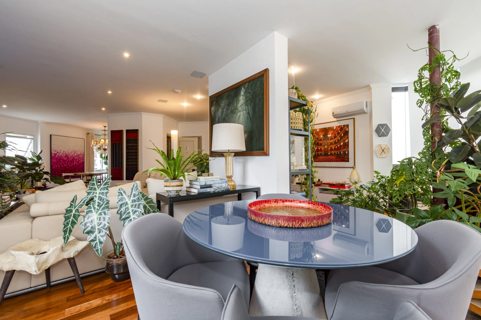 Apartamento reformado com vista para o Parque do Povo - Imagem 4