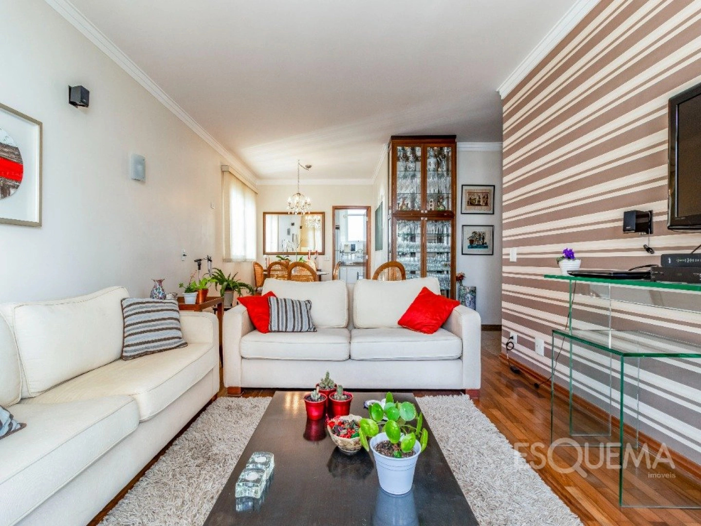 Apartamento em andar alto com vista privilegiada - Imagem 2
