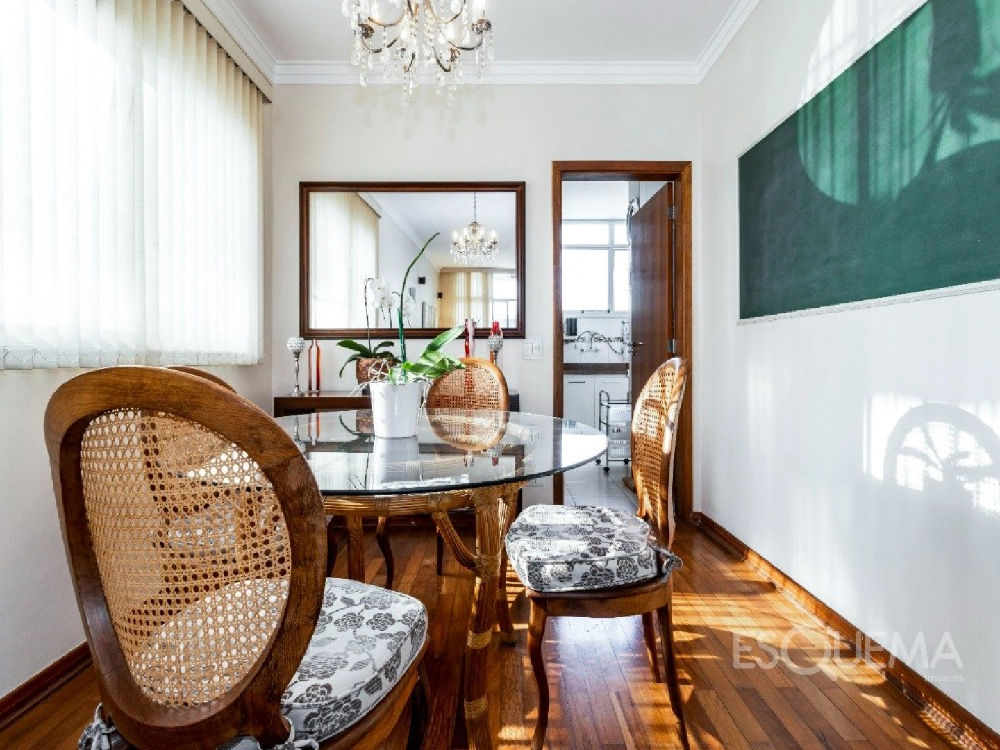 Apartamento em andar alto com vista privilegiada - Imagem 8