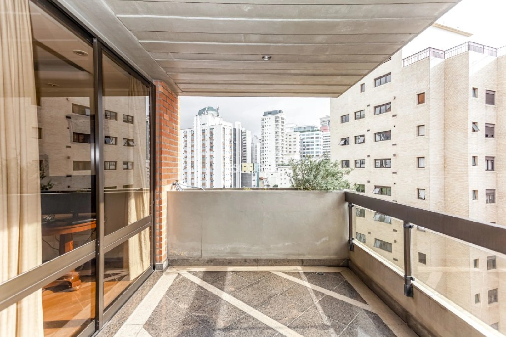 Apartamento em excelente localização - Imagem 3