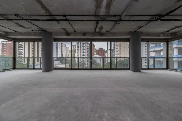 Apartamento assinado por grandes nomes da arquitetura